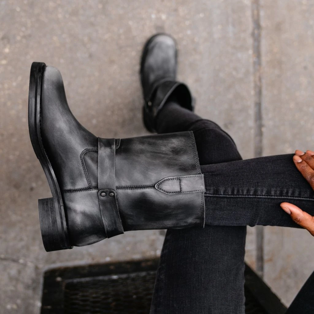 Outlaw | Vintage Iron - Image 8